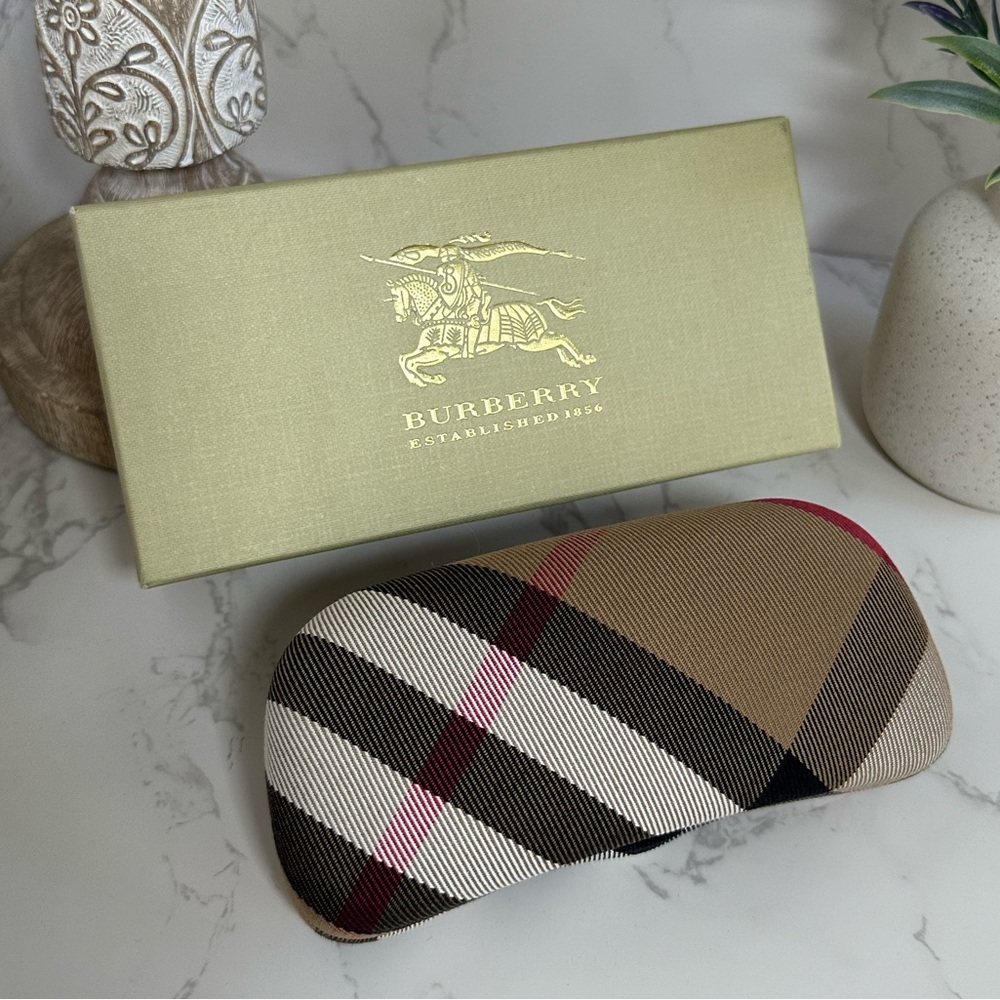 Burberry Nova Check Case Eyeglasses/Sunglasses Hard Clamshell Plaid Box